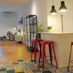 https://modern-apartment.topbarcelonahotels.com