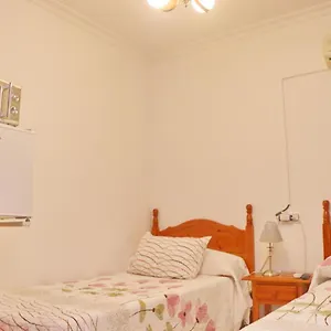 https://habitacion-calle-ancha-02.es-andalucia.com